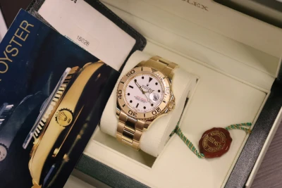 Rolex Yatch-Master 18K Yellow Gold White Dial 40mm 16628 B&P 2000