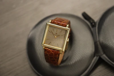 Jaeger-LeCoultre 18K Yellow Gold Ultra Thin Manual Wind Vintage 6029 1970s
