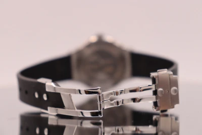 Hublot Classic Fusion Ladies 33mm Titanium 581.NX.1171.RX Box & Papers 2021