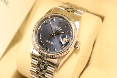Rolex Datejust 36mm Stainless Steel Blue Roman Dial Jubilee 16220 B&P 1996