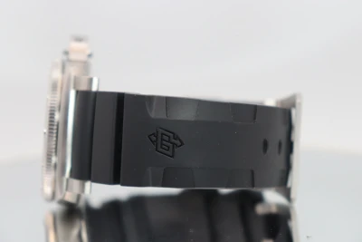 Panerai Submersible 44MM Steel Rubber Strap Ref. PAM01596 B&P 2025
