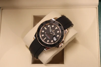 Rolex Yacht-Master 40MM 18K Rose Gold Oysterflex Black 126655 Boxed 2022