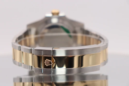 Rolex Submariner Date 40MM 18K Yellow Gold & Steel 116613LB 2017 Full Set
