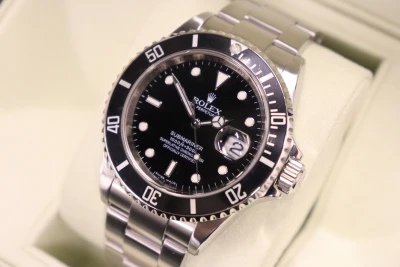 Rolex Submariner Date 40MM Stainless Steel 16610 Rehaut Serial Circa 2009 Boxed