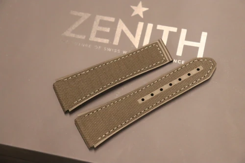 Zenith Defy Classic Carbon 41MM Skeleton Ref. 10.9000.670/80.R795 2023 Full set