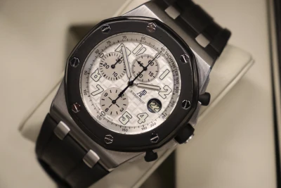 Audemars Piguet Royal Oak Offshore 42MM Rubber Clad 25940SK.OO.D002CA B&P 2009