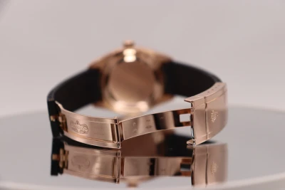 Rolex Skydweller 42MM 18K Rose Gold Sundust Dial 326135 Circa 2017 Boxed
