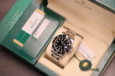 Rolex Submariner Date 40MM Stainless Steel Black Ceramic 116610LN Full Set 2017
