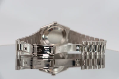 Rolex Day-Date 36MM 18K White Gold Silver Diamond Dial 118239 Full Set 2017 B&P