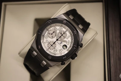 Audemars Piguet Royal Oak Offshore 42MM Rubber Clad 25940SK.OO.D002CA B&P 2009