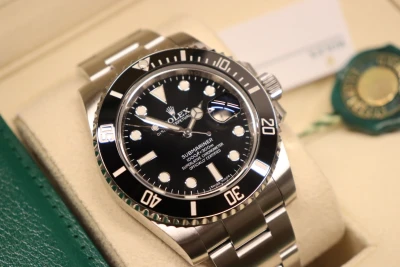 Rolex Submariner Date 40MM Stainless Steel Black Ceramic 116610LN Full Set 2017