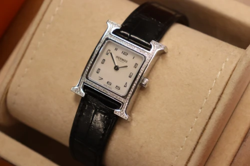 Hermès Heure H Quartz Diamond Steel Mother of Pearl Dial 30MM HH1.235