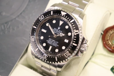 Rolex Deepsea Seadweller 44MM Stainless Steel Black 116660 Box & Papers 2008