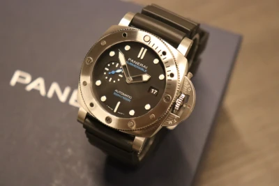 Panerai Submersible 44MM Steel Rubber Strap Ref. PAM01596 B&P 2025