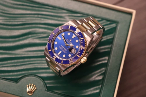 Rolex Submariner Date 40MM 18K Yellow Gold & Steel 116613LB 2017 Full Set